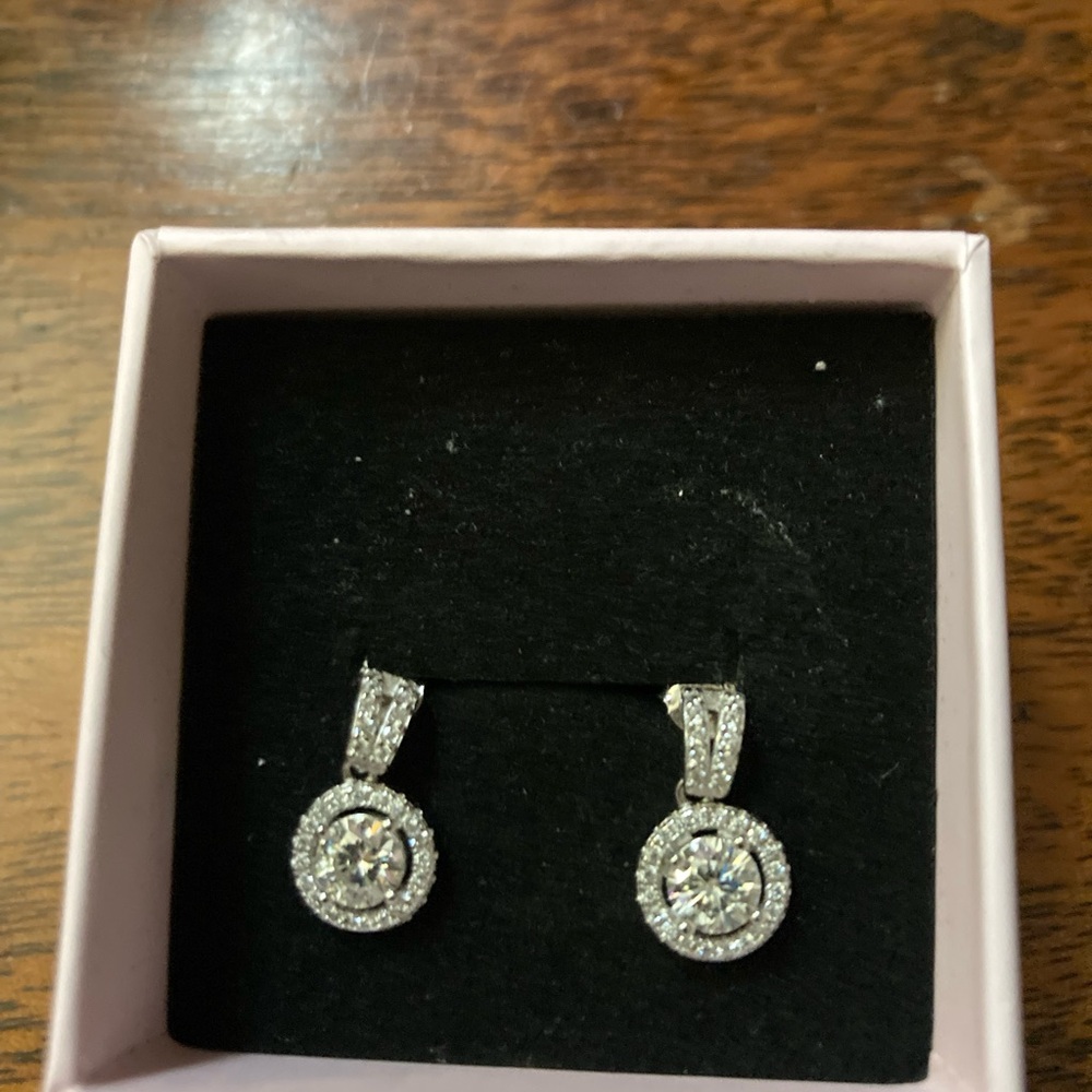 Sparkling  Moissanite pierced Earrings
